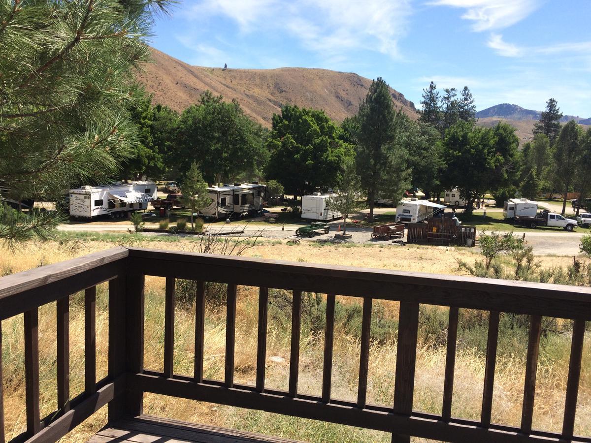 Winthrop Mountain View Chalets Bagian luar foto