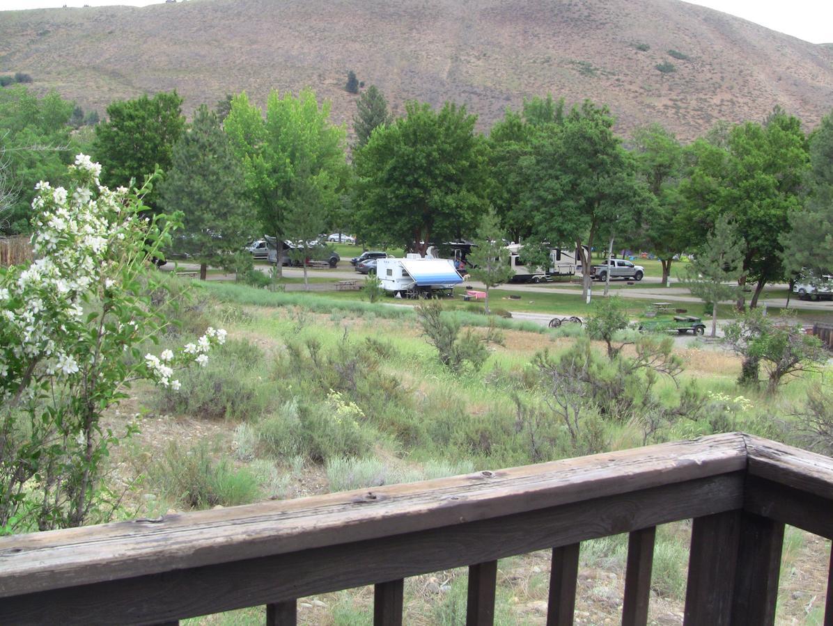 Winthrop Mountain View Chalets Bagian luar foto